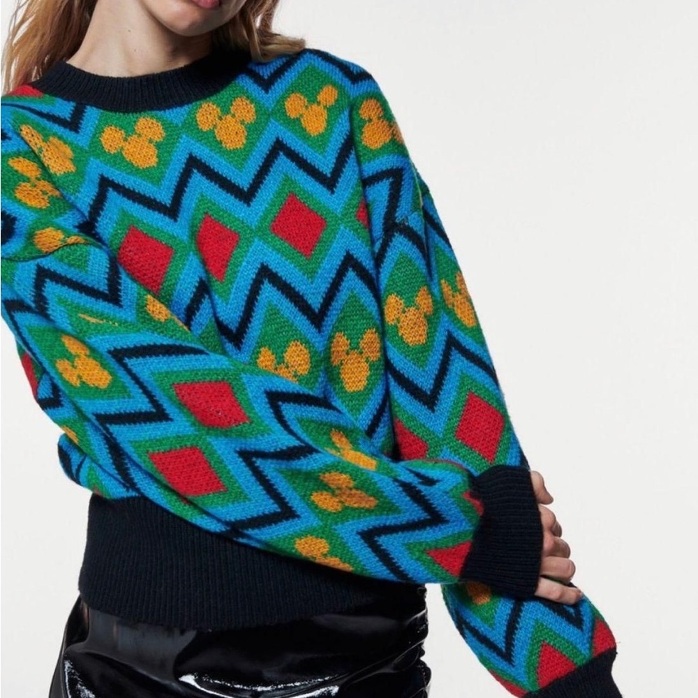 ZARA Disney Jacquard Knit Mickey Mouse Sweater
